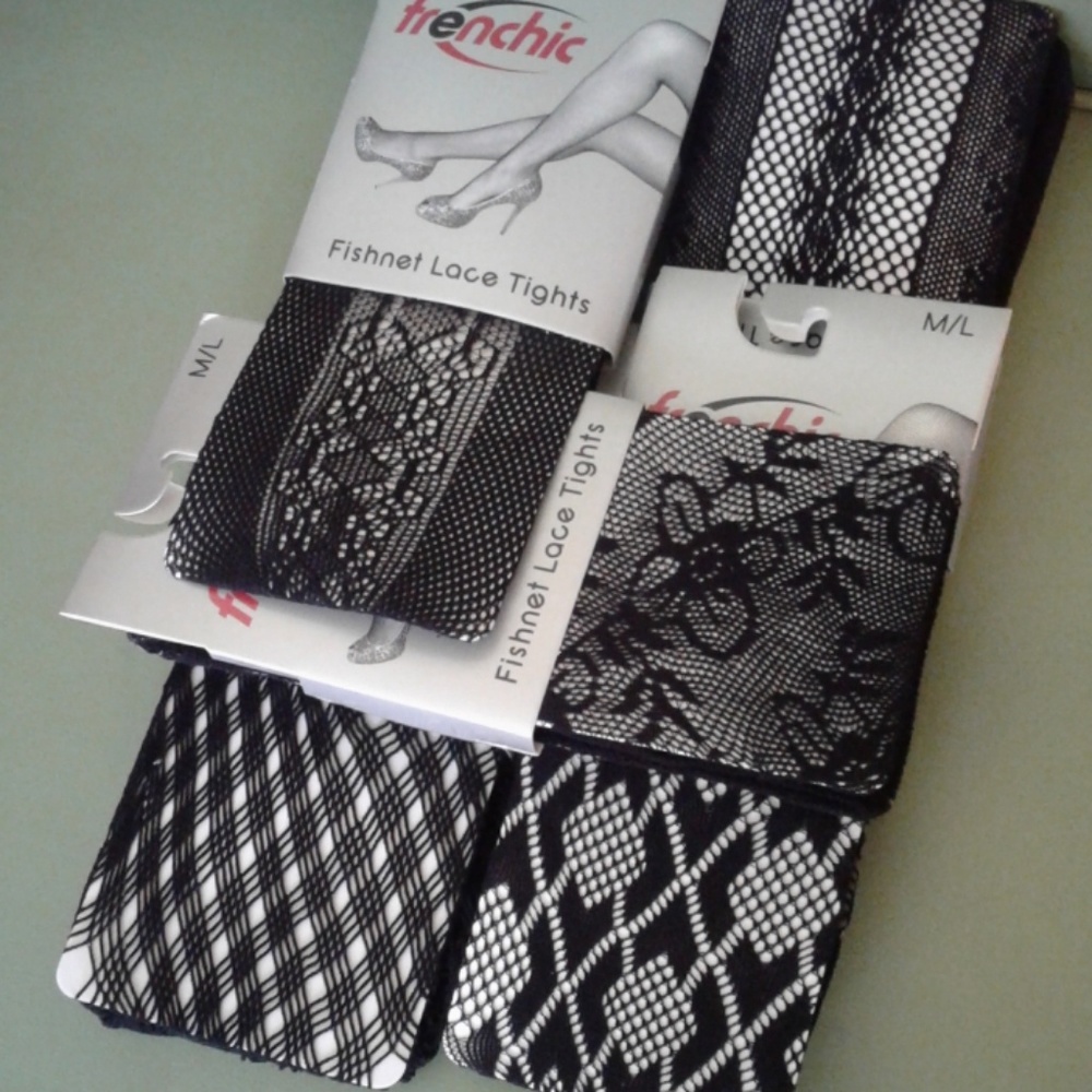Fishnet lace tights